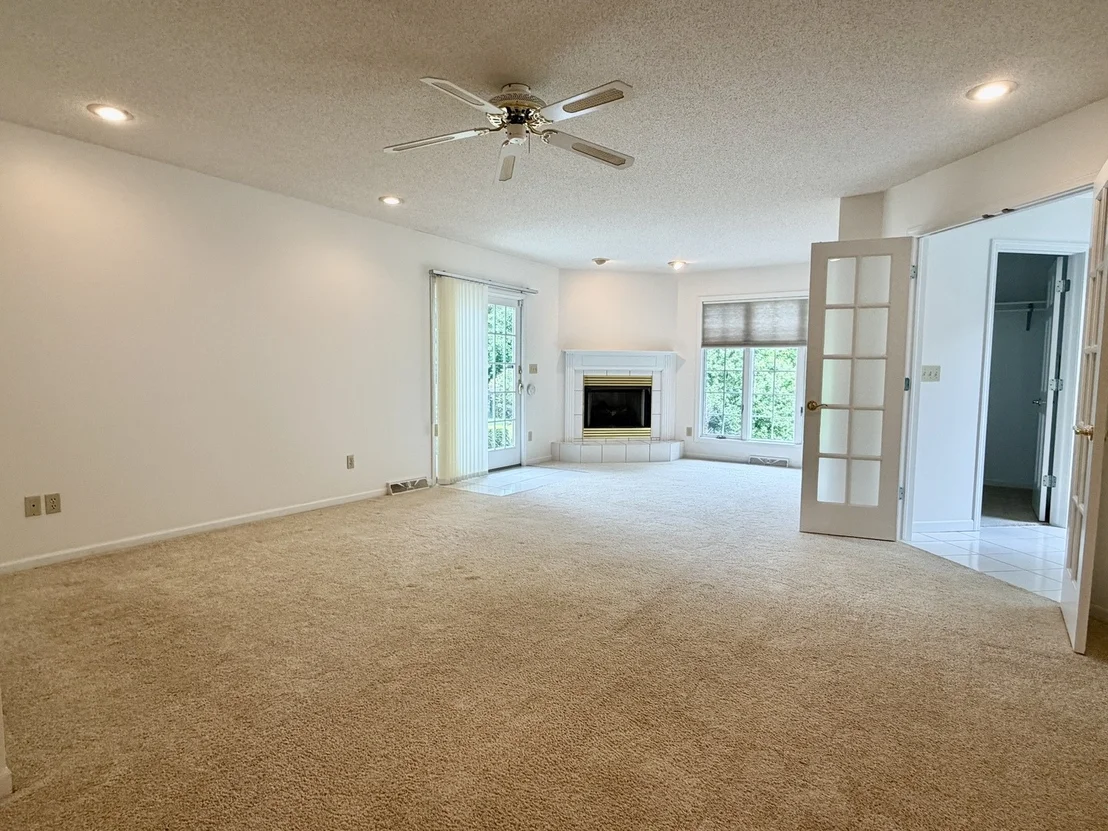 Photo of 2202 Meadows Drive