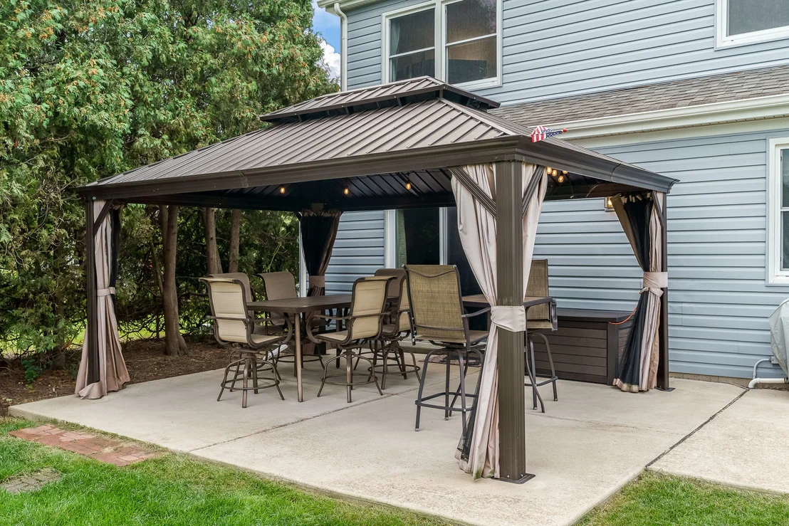 Photo of 881 Willowbrook Drive