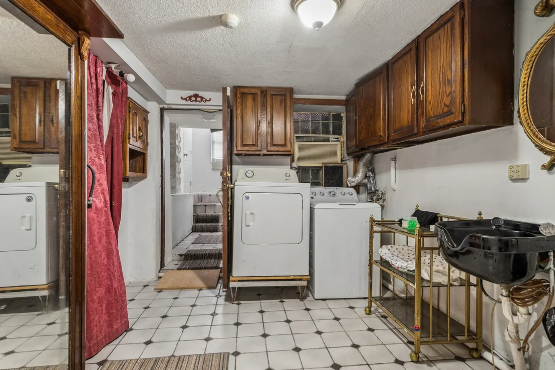Photo of 2656 W Logan Boulevard