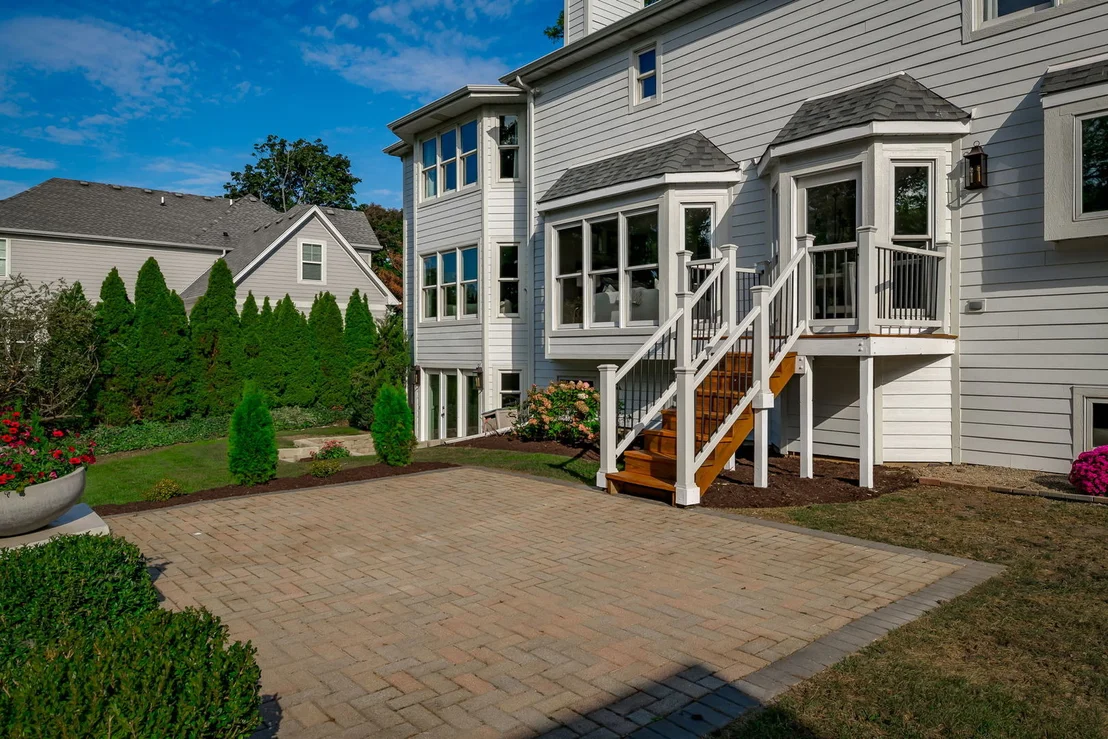 Photo of 369 Hawthorne Boulevard
