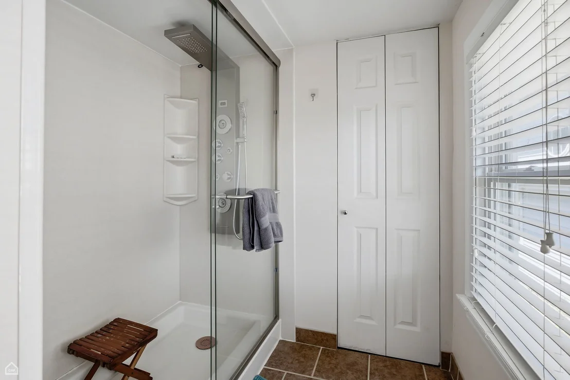 Photo of 4400 Riverside Drive