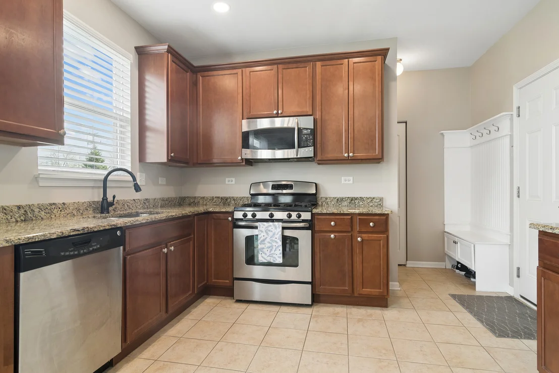 Photo of 2574 Heron Lane