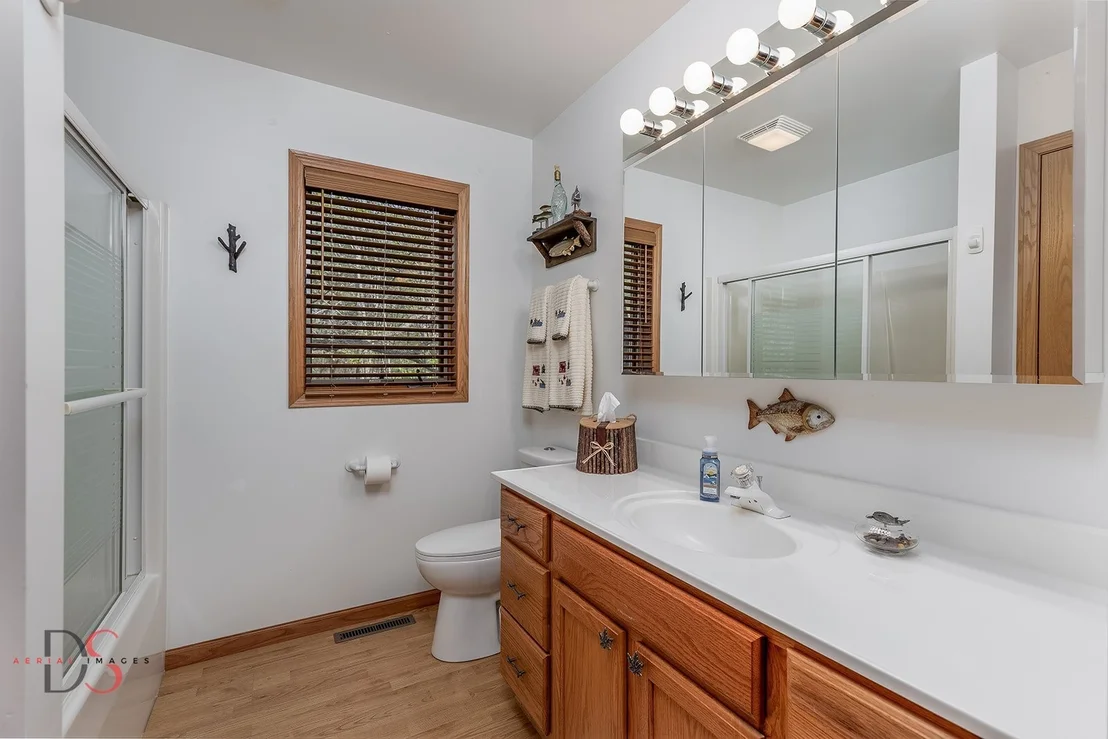 Photo of 1419 Shoreline Drive