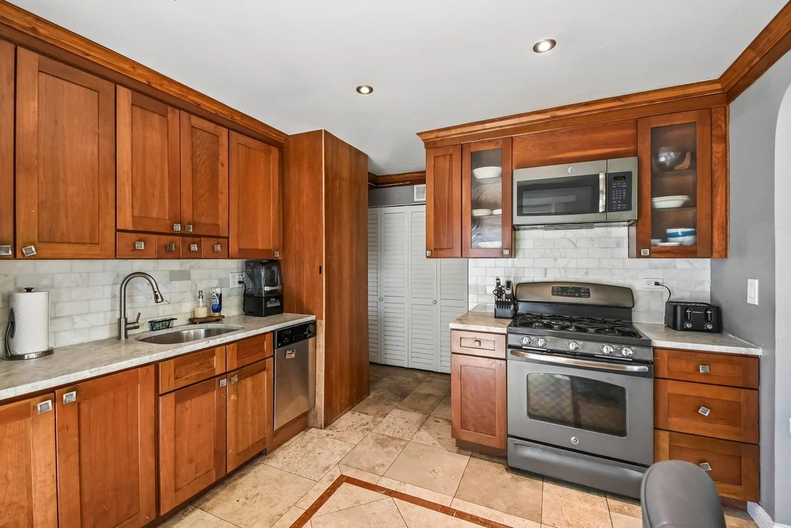 Photo of 1302 Fall Court