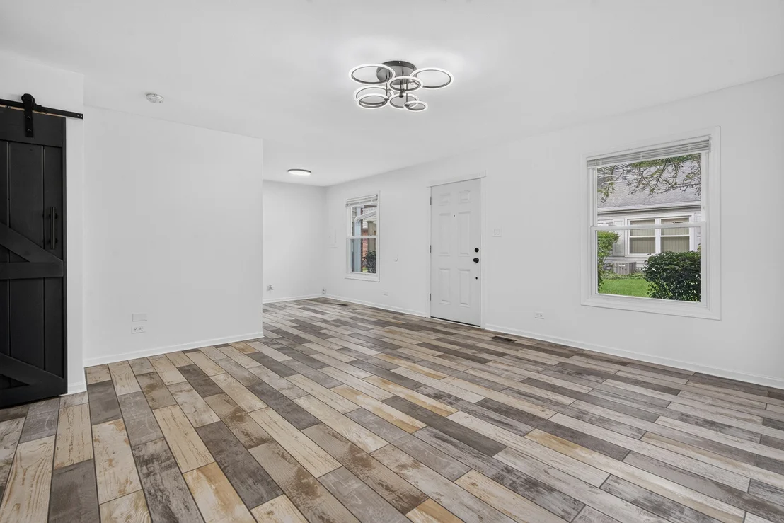 Photo of Unit 0 at 440 Lear Court