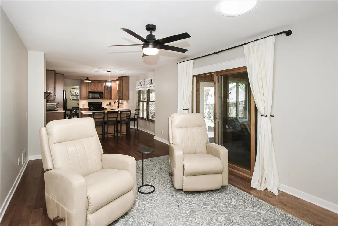 Photo of 1179 Hanover Drive