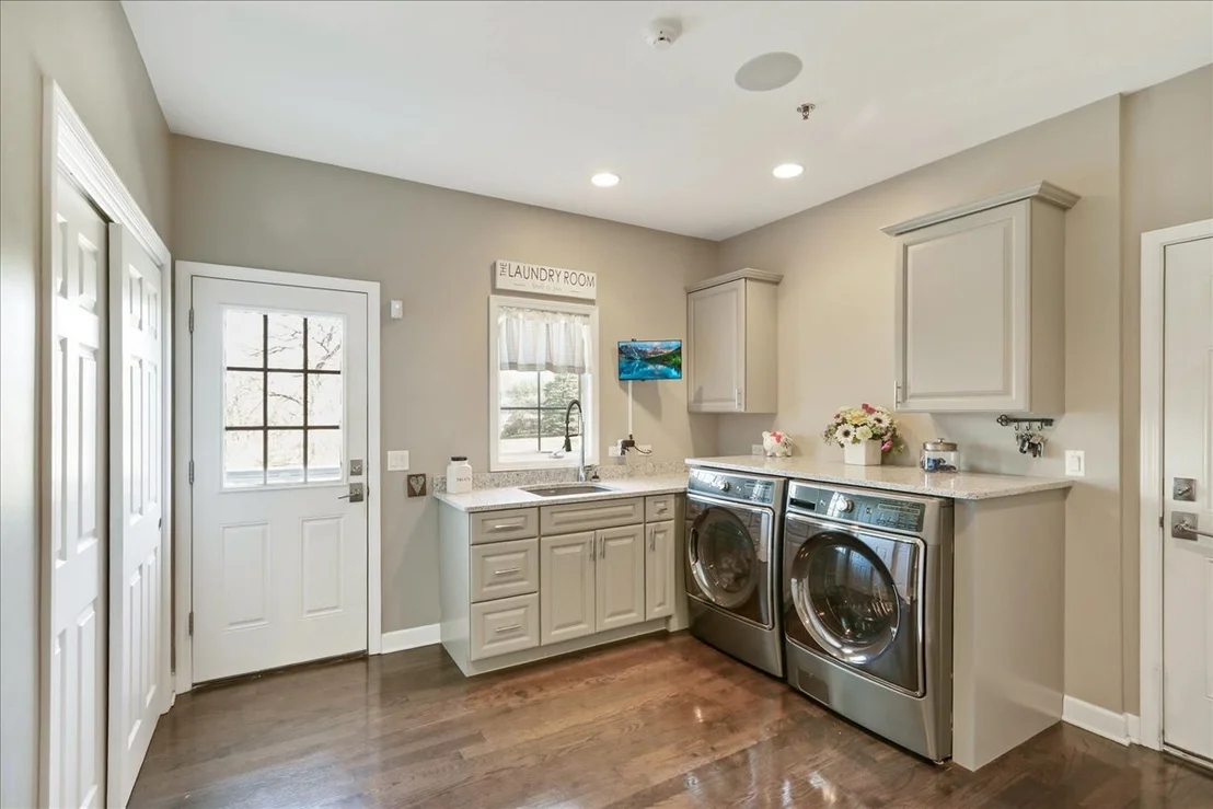Photo of 519 Litchfield Lane