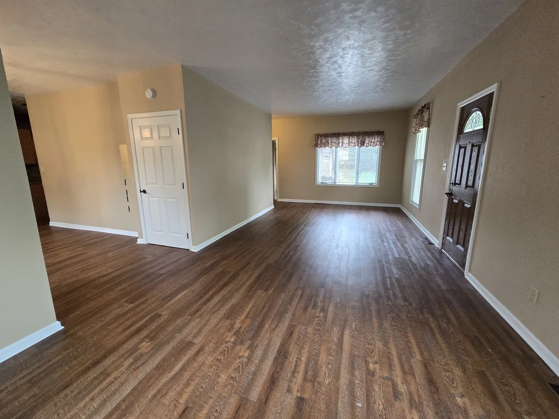 Photo of 210 W Morris Street