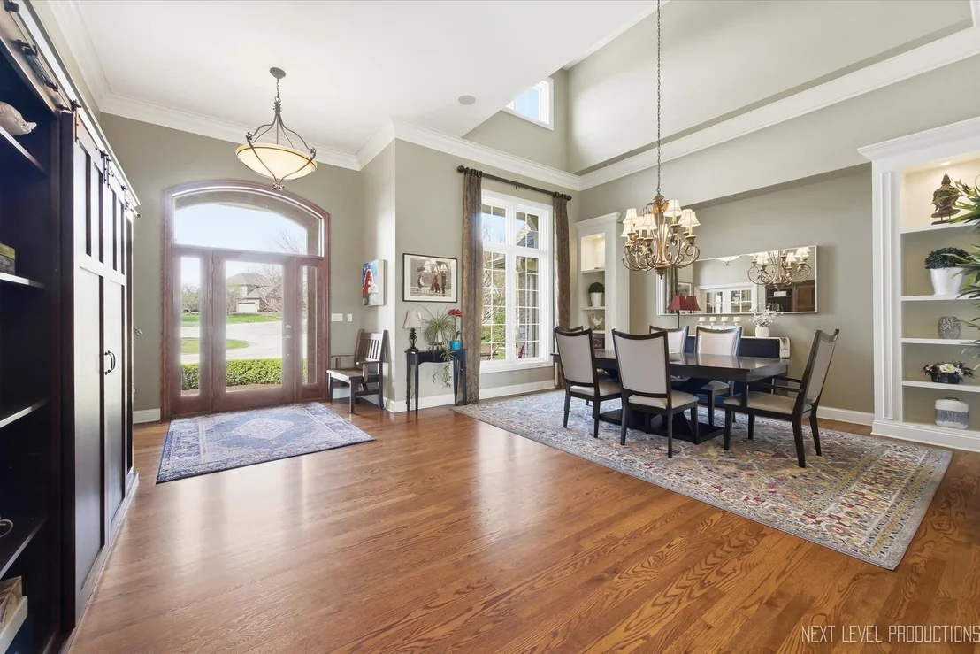 Photo of 1933 Spring Valley Drive