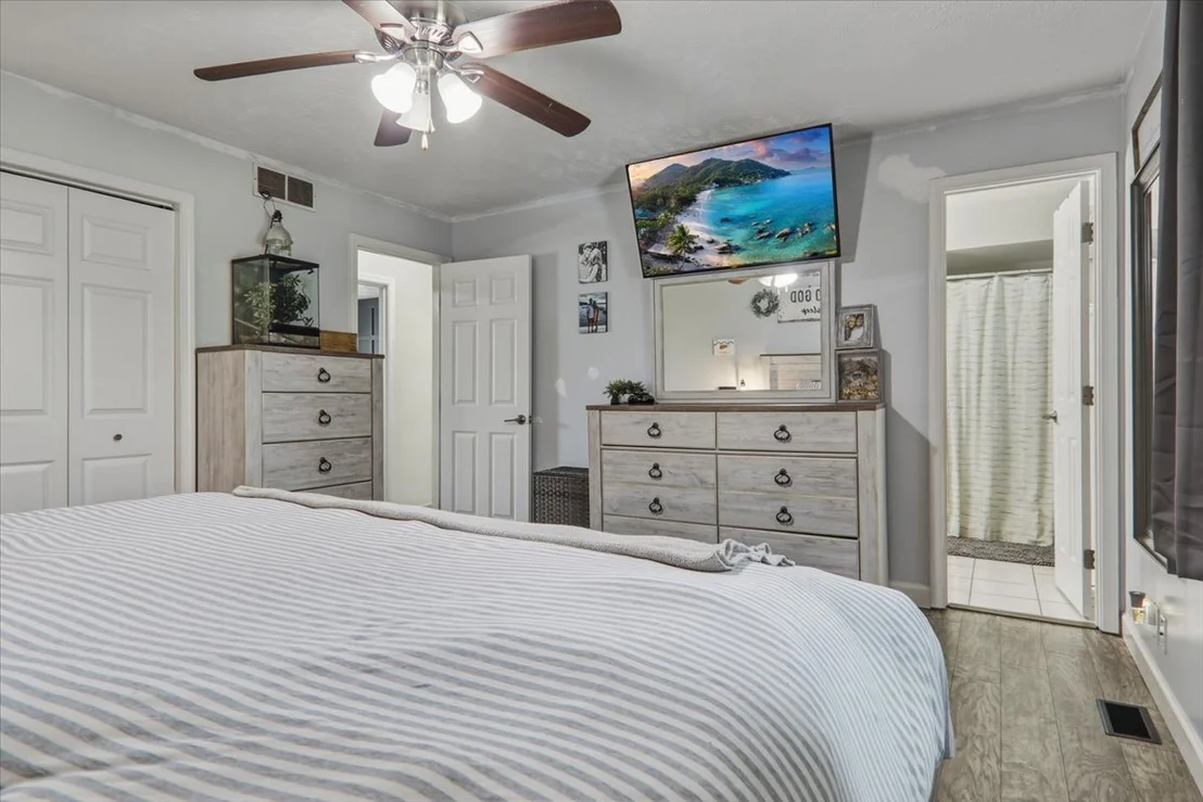Photo of 207 Suelynn Drive