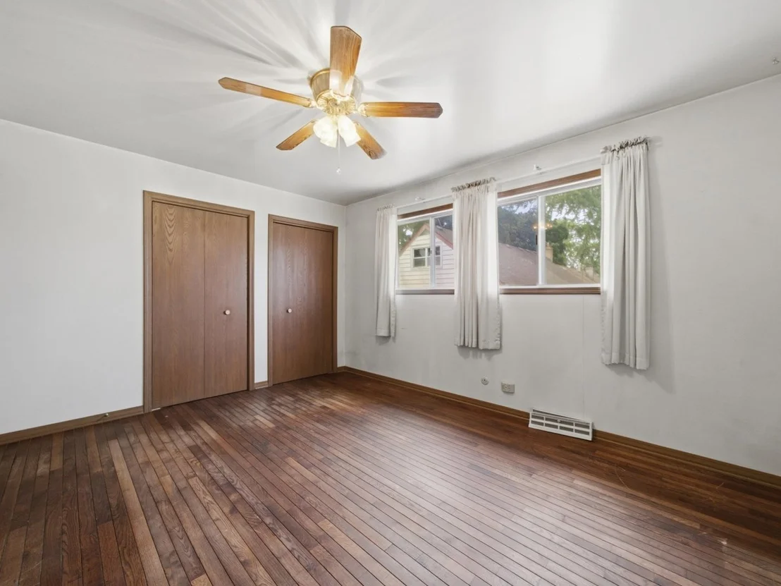 Photo of 519 Maple Lane