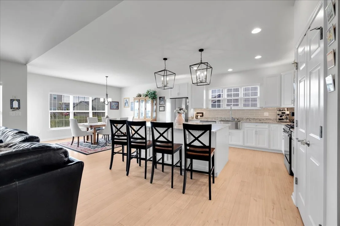 Photo of 635 Maplewood Circle
