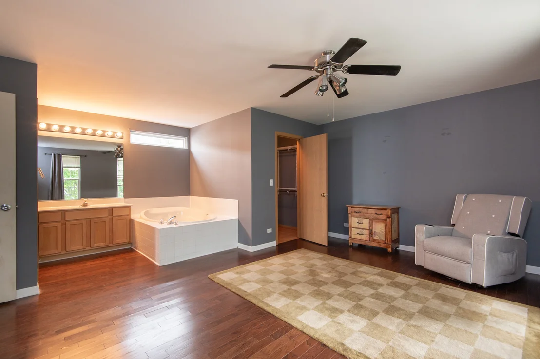 Photo of 867 Symphony Drive