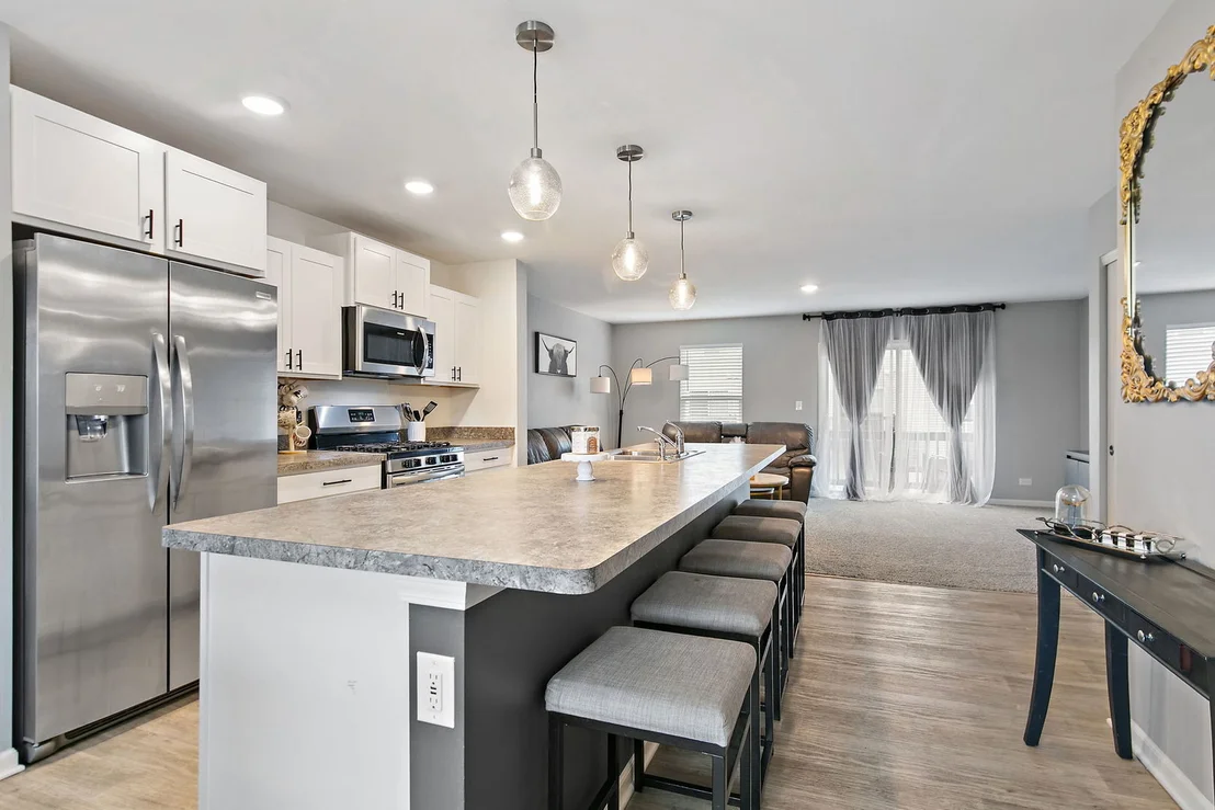 Photo of 2387 Alison Avenue