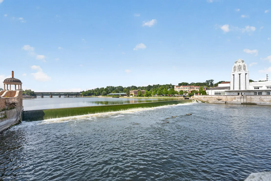 Photo of 321 Brownstone Drive
