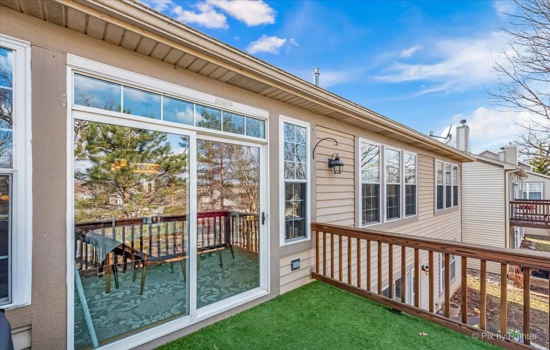 Photo of 924 Viewpointe Drive
