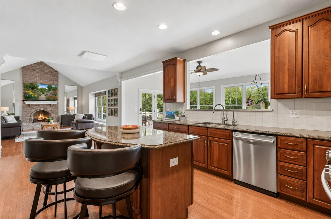 Photo of 16 Eagle Ridge Drive