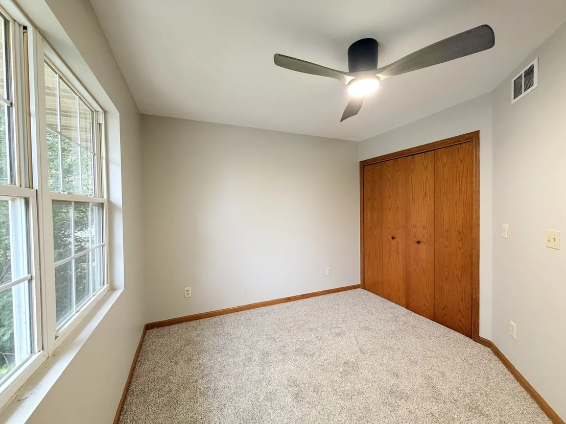 Photo of 1069 Lincoln Drive