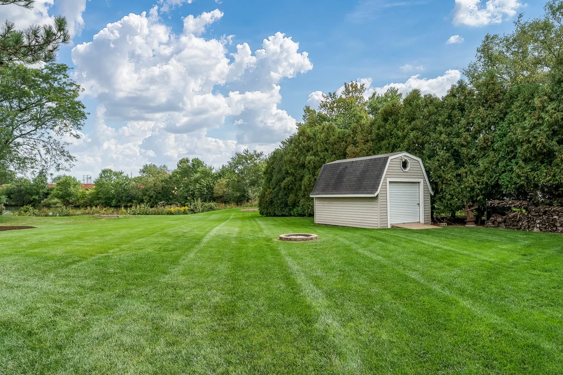 Photo of 881 Willowbrook Drive