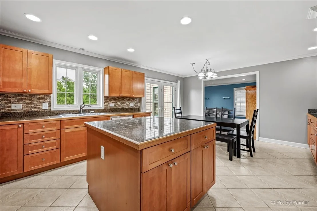 Photo of 810 Woodridge Trail