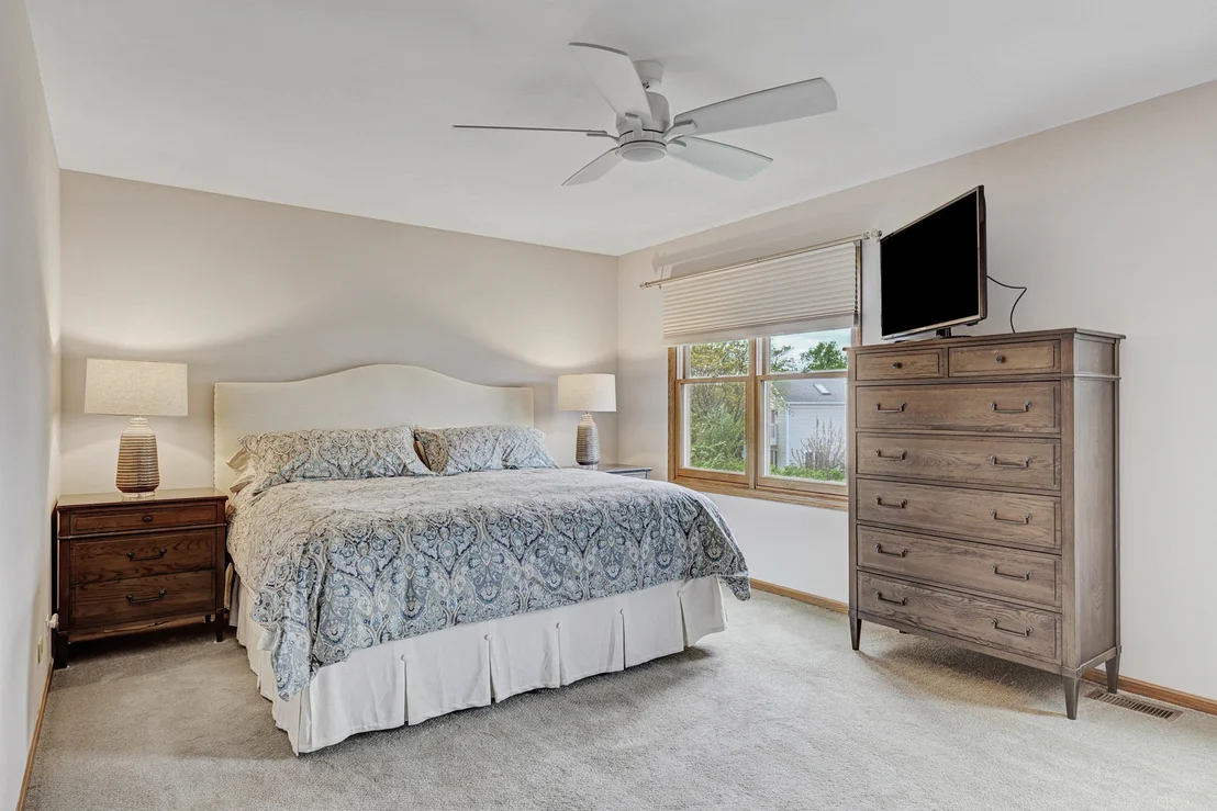 Photo of 4261 Oak Knoll Lane