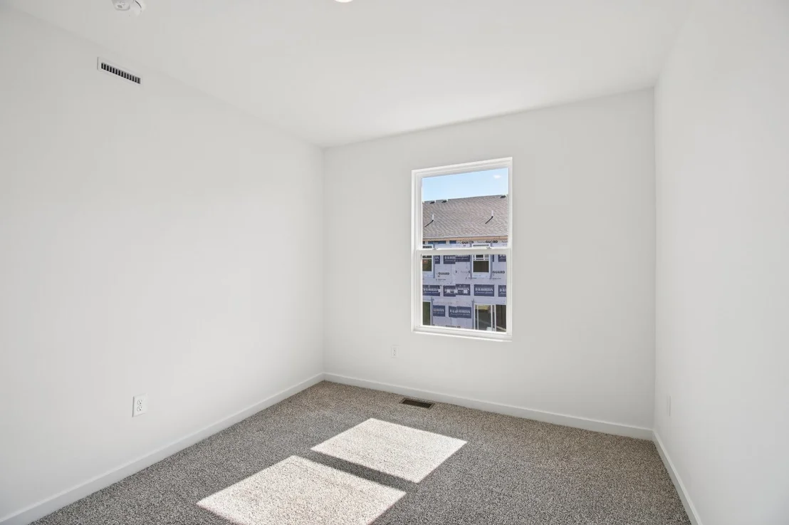 Photo of 1299 Foxglove Drive