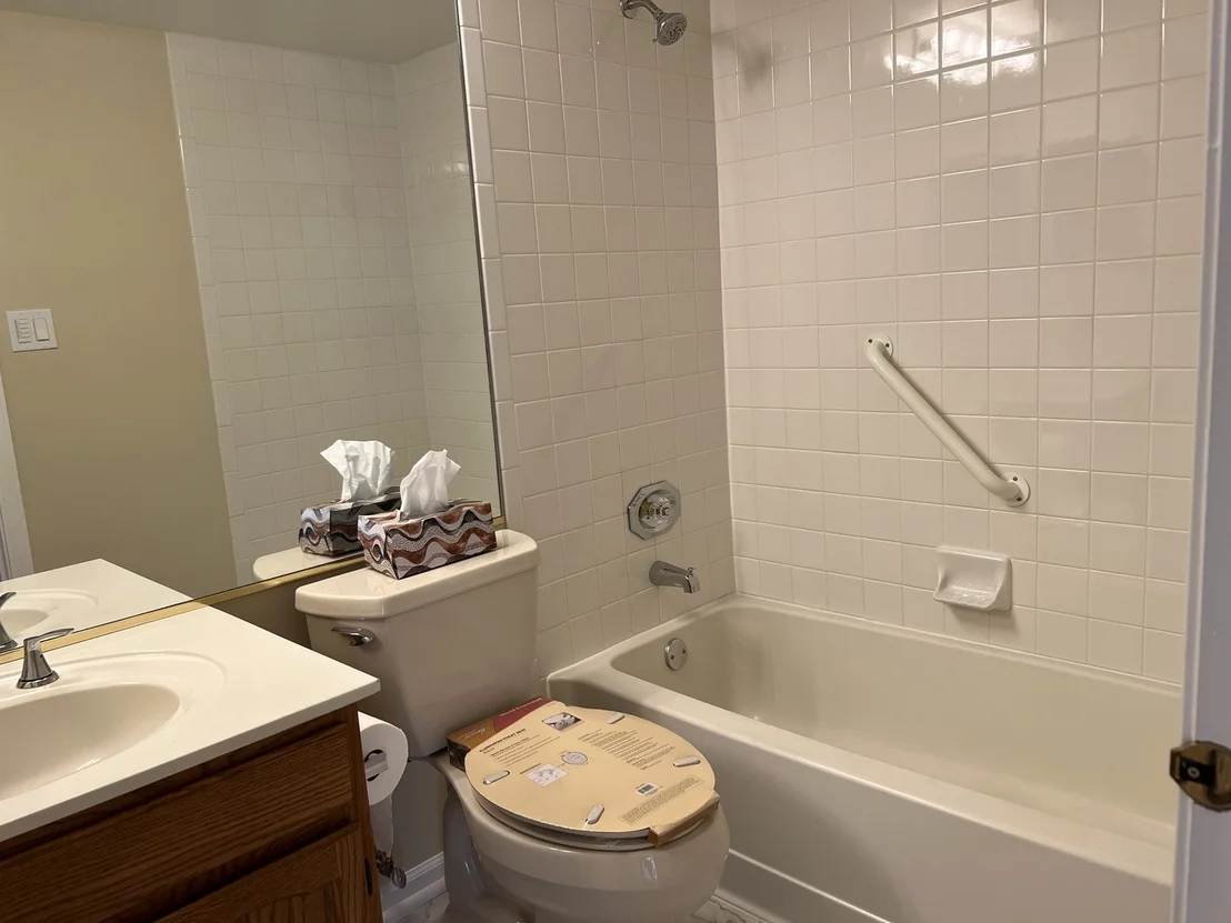Photo of 1299 Longacre Lane