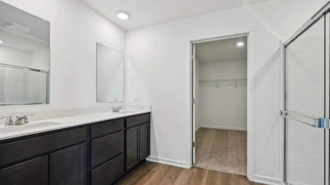 Photo of 994 Emerald Drive