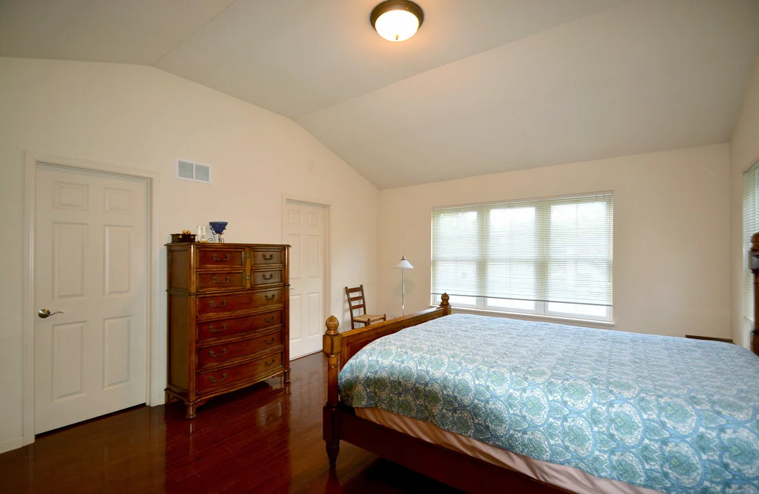 Photo of 4270 Linden Tree Lane