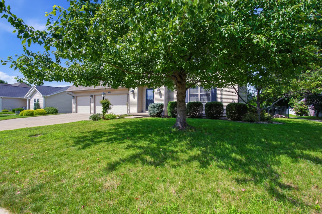 Photo of 613 Sycamore Drive