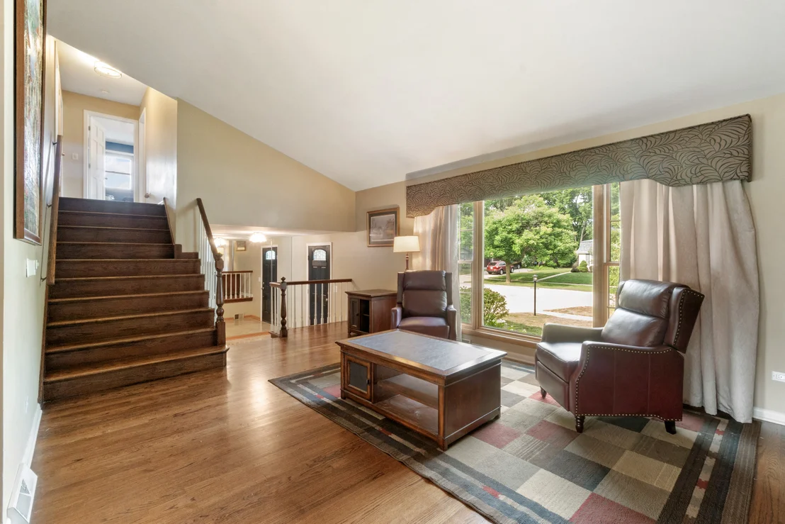 Photo of 1621 Longmeadow Drive