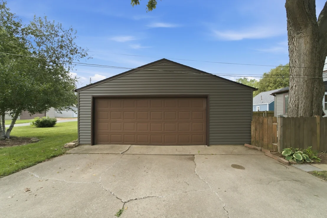 Photo of 396 N Blaine Avenue