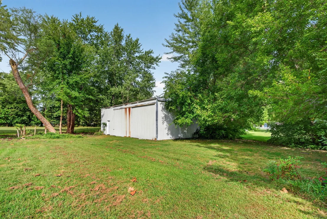 Photo of 406 W 3rd Street