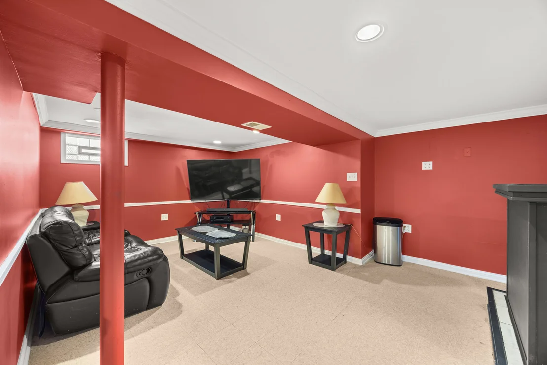 Photo of 57 W 78th Place