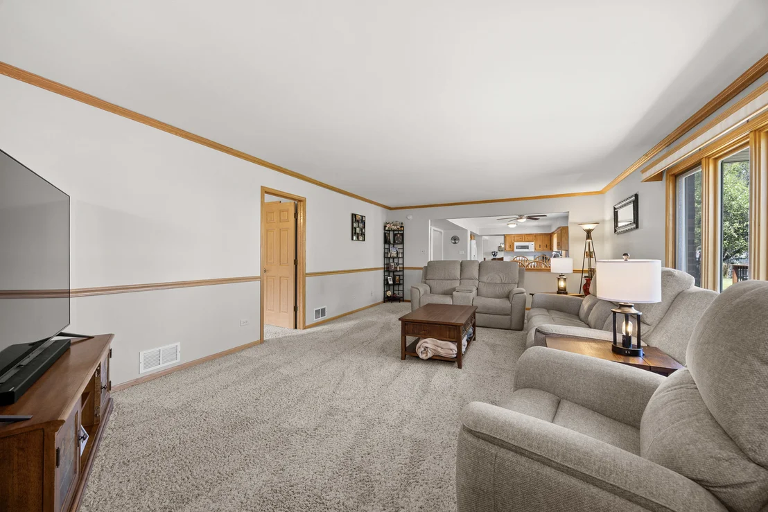 Photo of 800 Lisdowney Drive