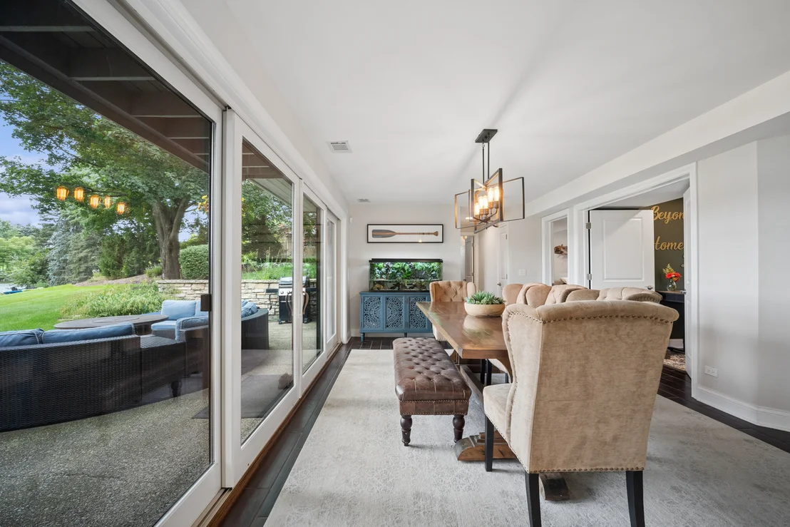 Photo of 498 Lakepoint Drive