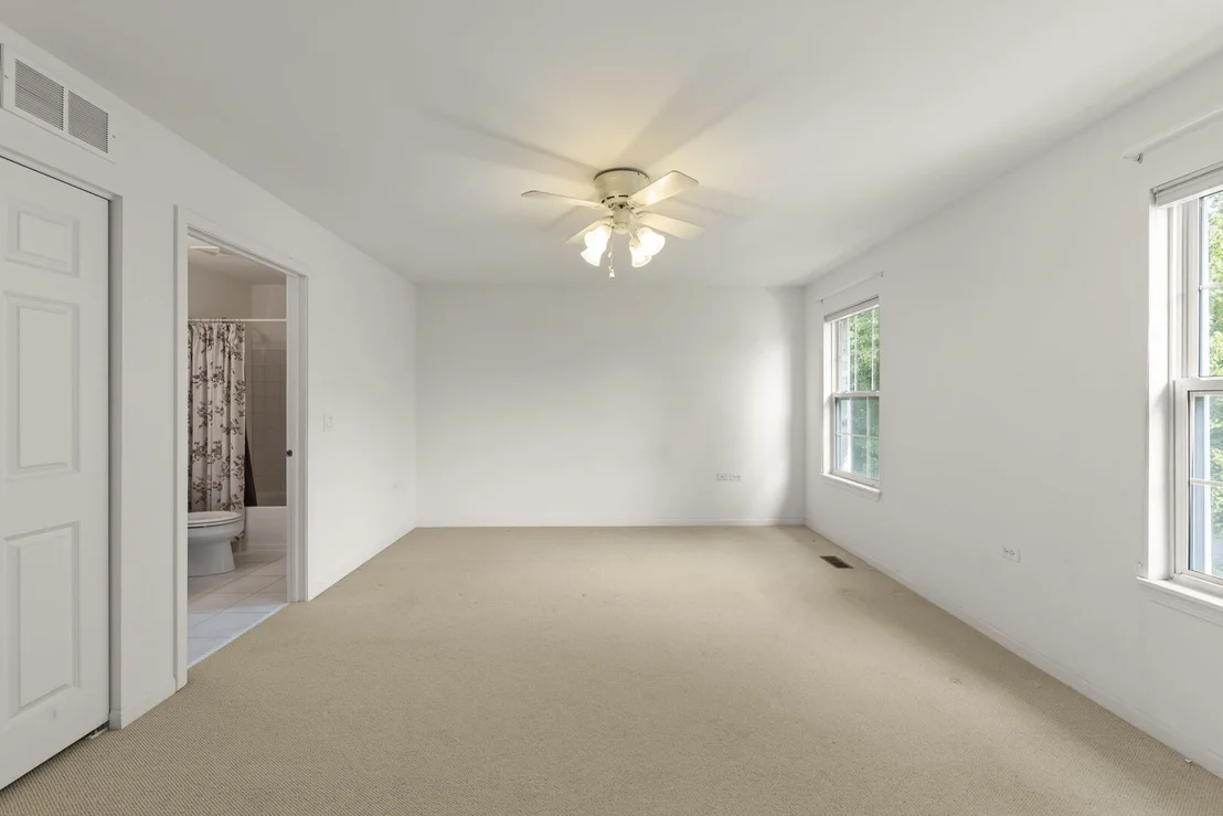 Photo of 631 Dunhill Lane