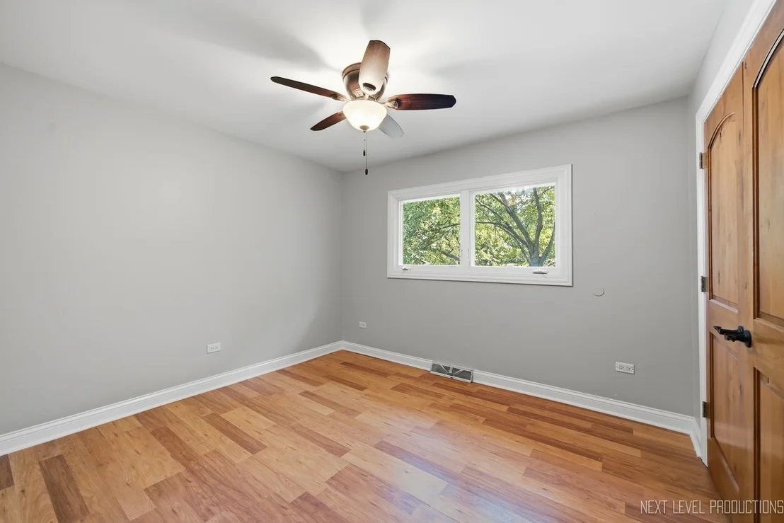 Photo of 4N849 White Pine Lane