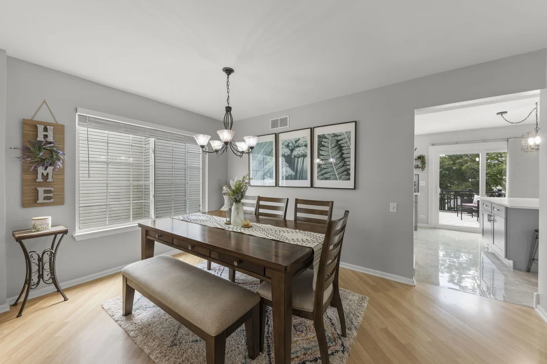 Photo of 422 Cardinal Drive