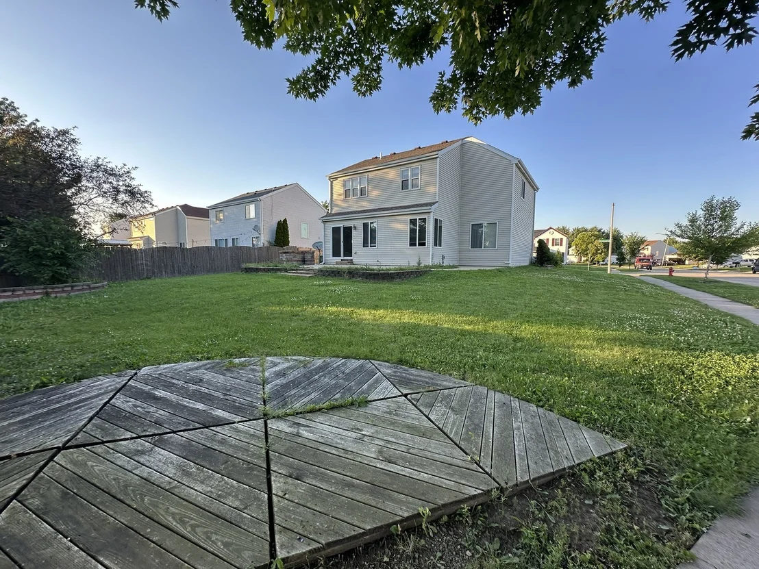 Photo of 1011 Greenleaf Drive