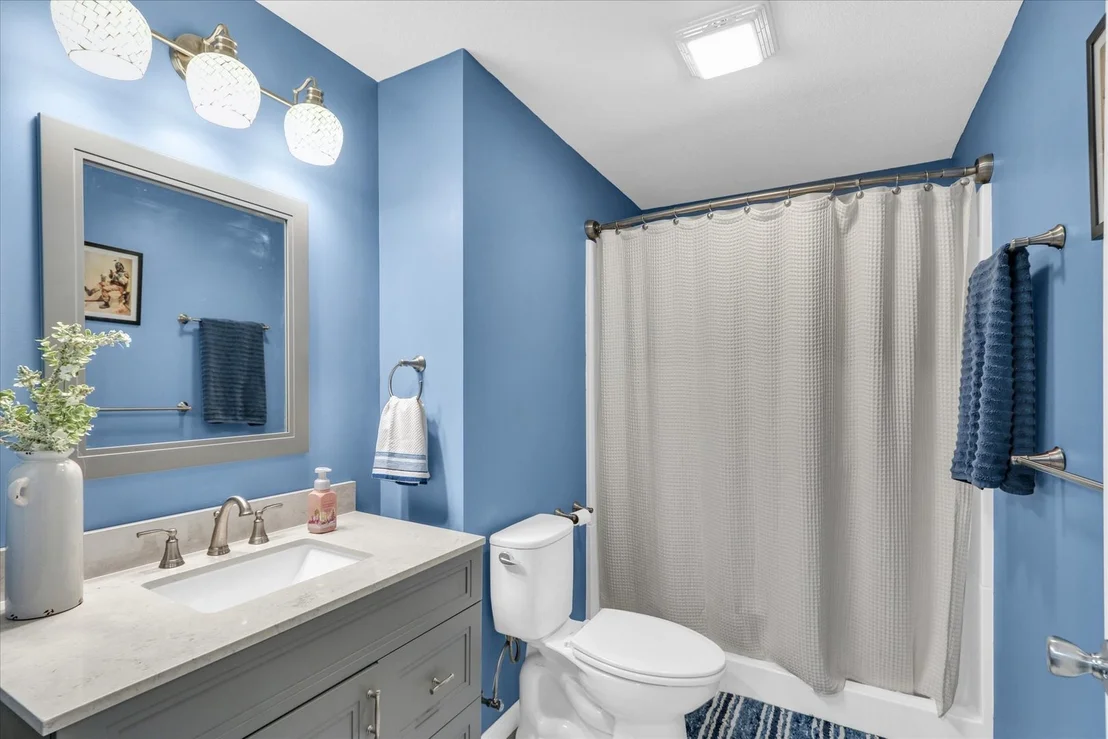 Photo of 2109 Emerald Drive