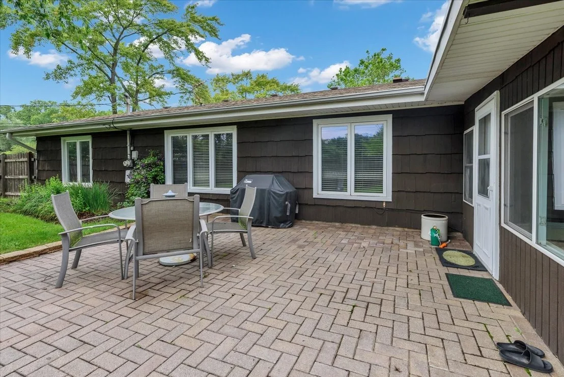 Photo of 1525 Mayfield Lane