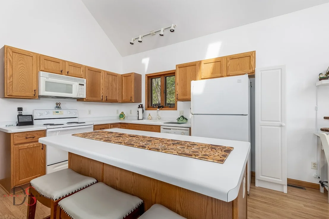 Photo of 1419 Shoreline Drive