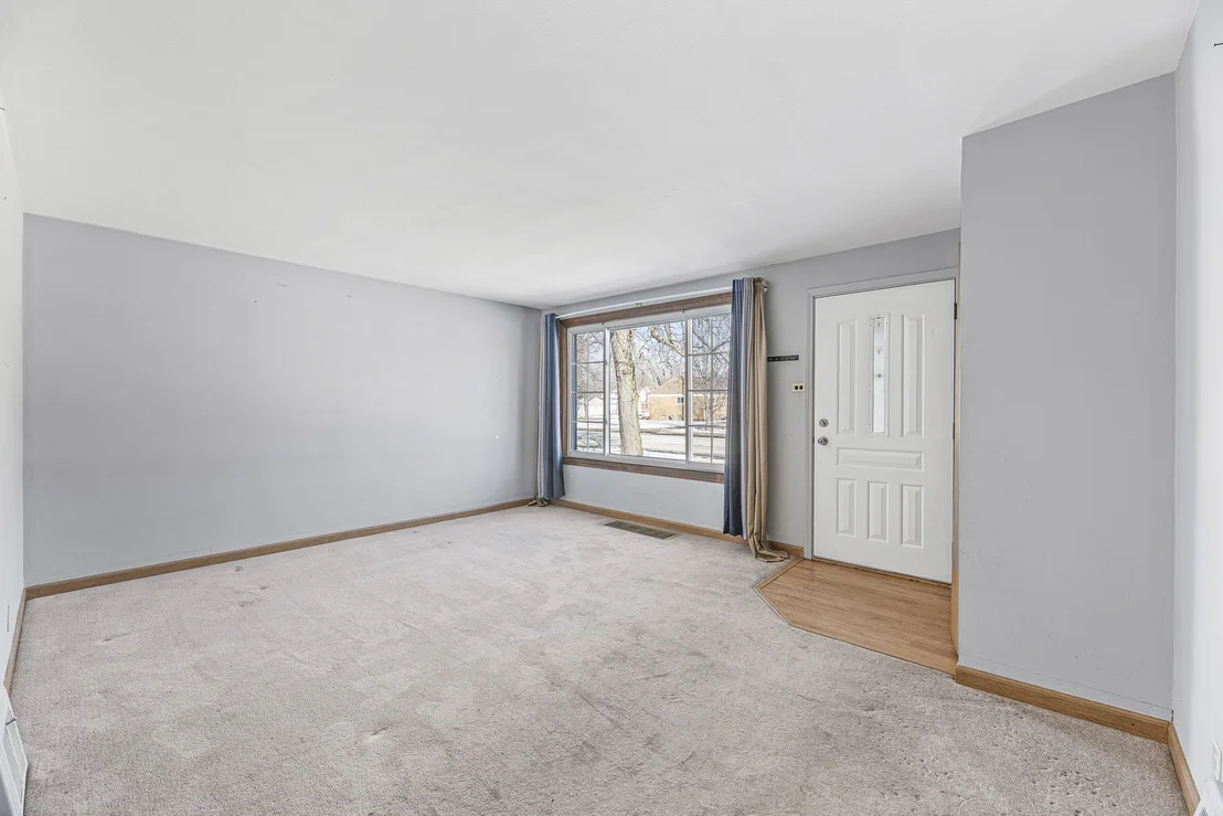 Photo of 17714 Burnham Avenue