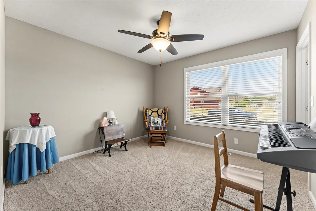 Photo of 701 Red Bud Drive