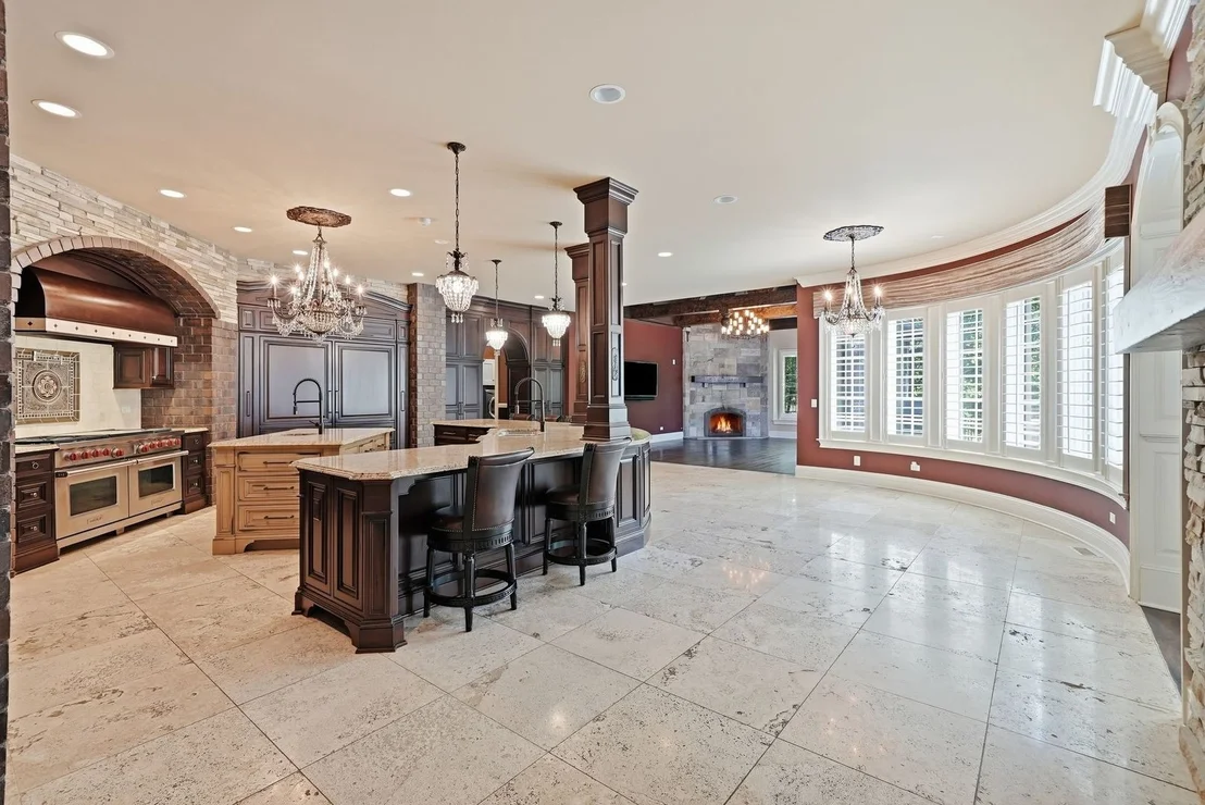 Photo of 501 Chatfield Road