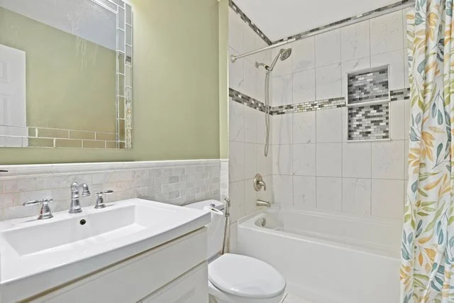 Photo of 2481 Stoughton Circle