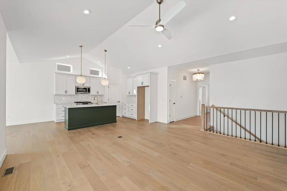 Photo of 3904 Bay Circle