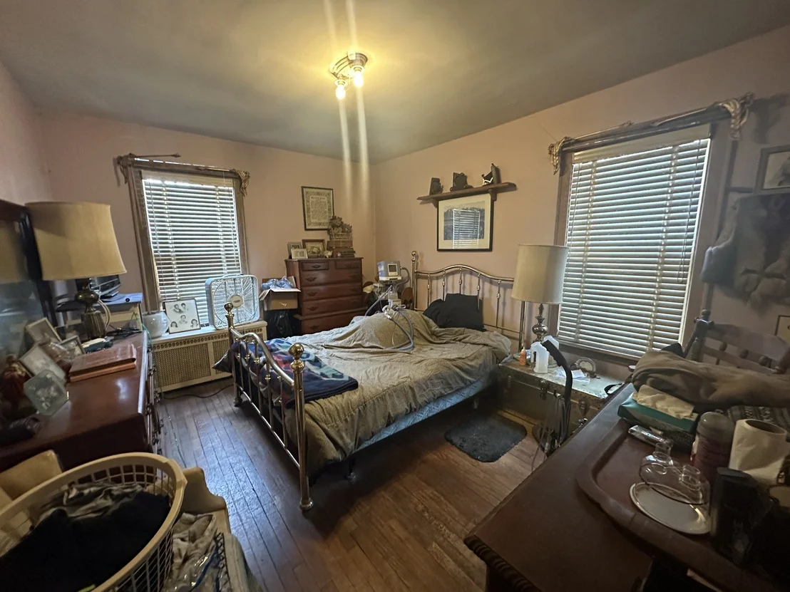 Photo of 1606 Henry Avenue