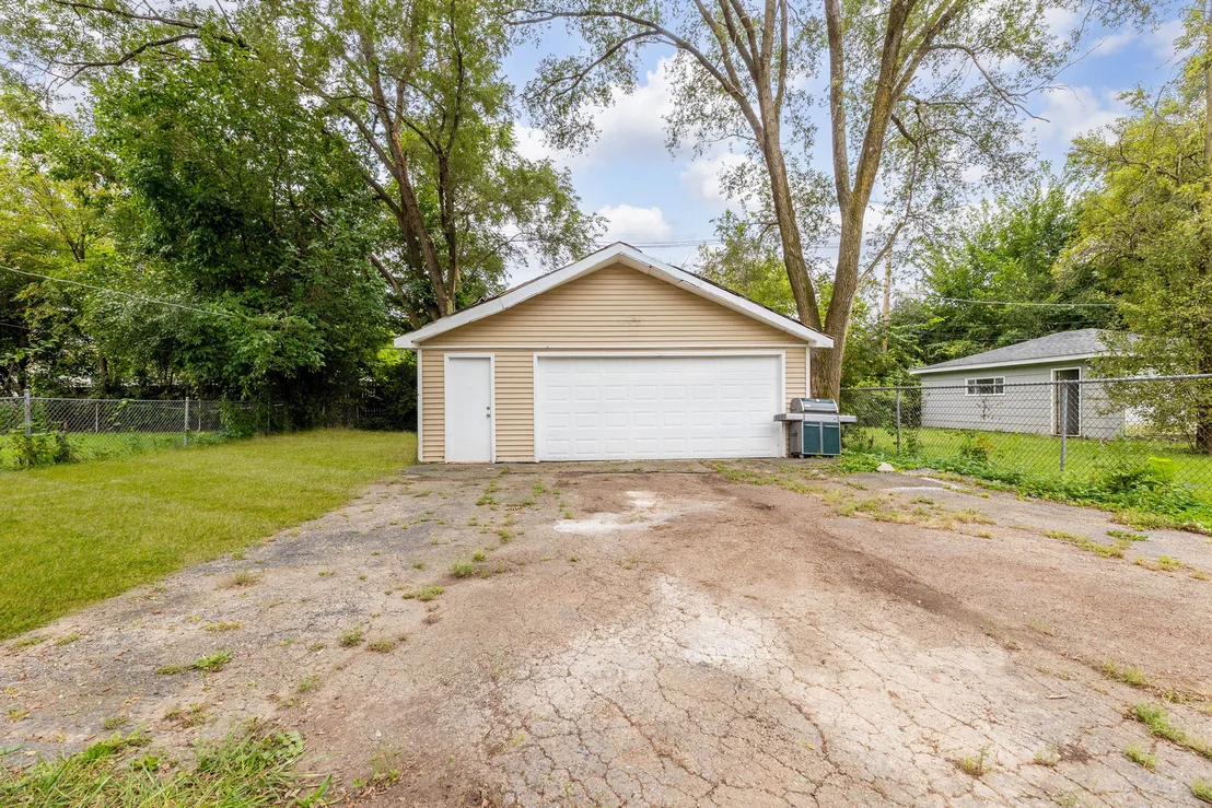 Photo of 306 Barry Avenue